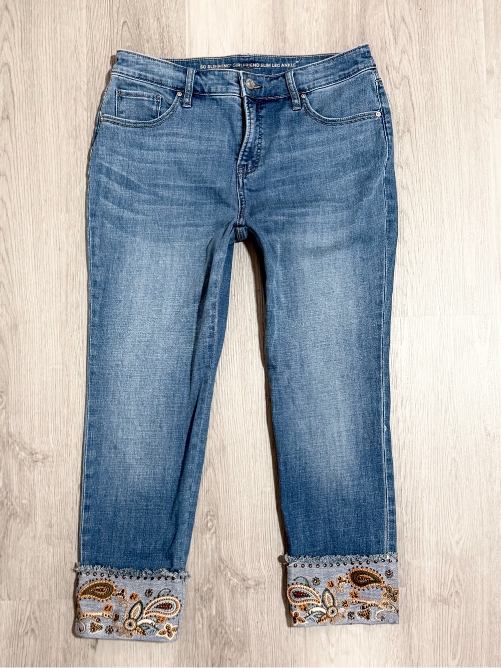 Chico’s SO Blue Embellished Cuffed Capris Jeans